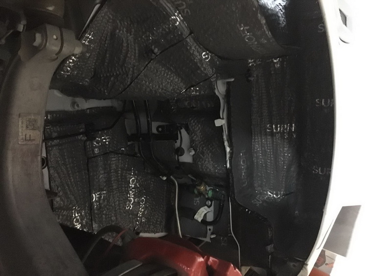 12，止振材料贴合紧密.jpg