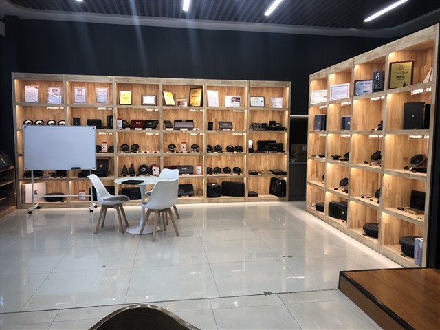 2音响展示区.jpg