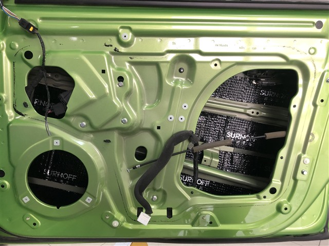 1640916081969724791.jpg 3门板内层止震.jpg