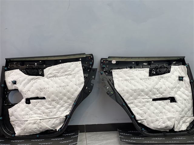 2-2门板饰盖第三层吸音，将残余的噪音处理掉.jpg